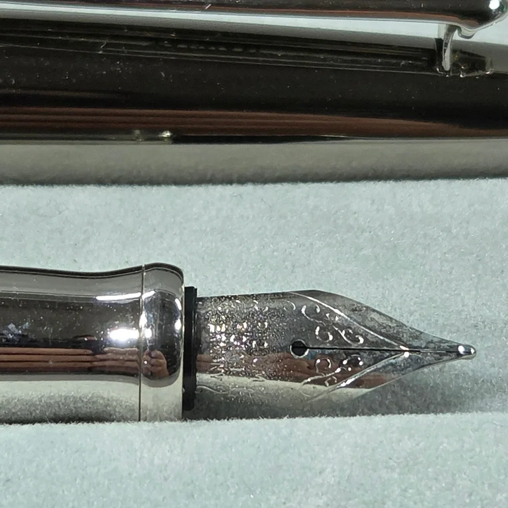 Marquis by Waterford Fountain Pen Unisex OS Gunmetal Chrome Excellent Boxed Nib